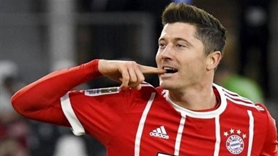 ليفاندوفسكي يكتب تاريخا جديدا مع بايرن ميونيخ