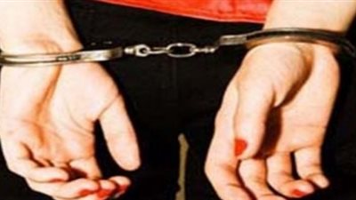 ضبط معلمة حاولت تخدير عاملة بصيدلية وسرقتها في القليوبية 