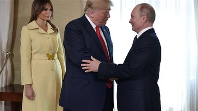 بيسكوف: موسكو تأمل أن يتم اللقاء بين بوتين وترامب