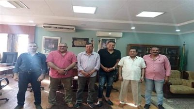 جولدي يقاضي مديره الفني السابق