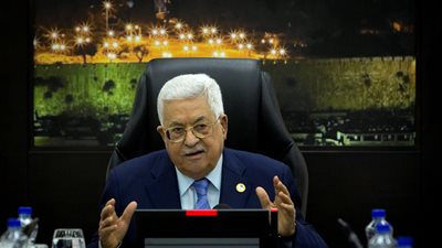 الرئيس الفلسطيني في زيارة رسمية لقطر