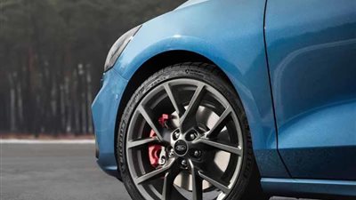 فورد تكشف عن نسخة جديدة من سيارتها 