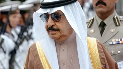 الصحة العالمية تُكرم رئيس وزراء البحرين كقائد عالمي