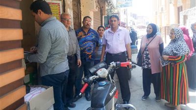 حملة تفتشية على المحلات التجارية للتأكد من جودة المنتج في غرب المنصورة 