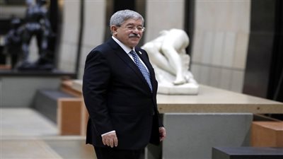 صحيفة جزائرية: رئيس الحكومة السابق أمام القضاء