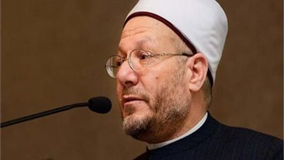 المفتي: من يستمع للشائعات دون الرد عليها ومجابهتها مشارك فيها (فيديو)