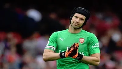 بيتر تشيك يعود إلى تشيلسي بعد الاعتزال