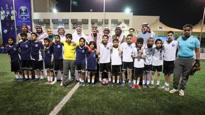 رئيس هيئة الرياضة ووزير التعليم يتوجان غداً بطلا 