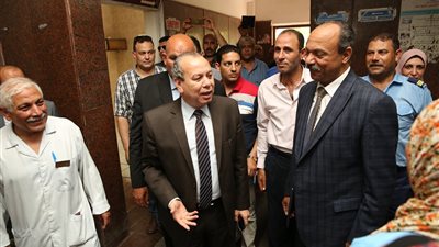 محافظ كفر الشيخ يتفقد مستشفى مطوبس ويكلف بتحسين الخدمات الصحية