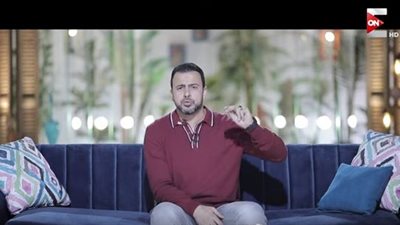 مصطفى حسني: احذر تحول الشهوات المحرمة إلى عادات