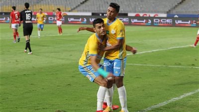 آخرهم كريم بامبو.. 6 نجوم هزوا شباك فريقهم السابق في الدوري المصري