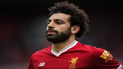 صلاح يتفوق على ثنائي أسطوري في سباق الكرة الذهبية