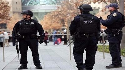 الشرطة الأمريكية تقتل مسلحا قرب مسجد في فلوريدا