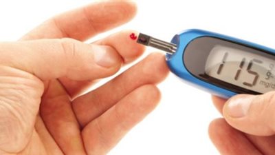 استشاري تغذية: مريض السكر من الدرجة الأولى من المستحيل أن يصوم 