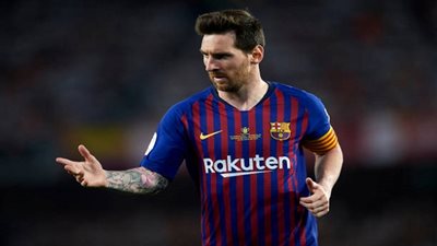 نجم ليفربول يكشف لأول مرة: ميسي سبني بالإسبانية في الكامب نو