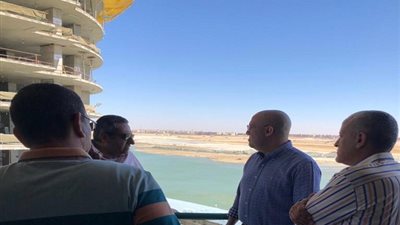 وزير الإسكان يشدد على الالتزام بالمواعيد المحددة للانتهاء من تنفيذ بمدينة العلمين الجديدة