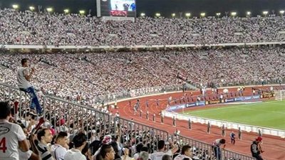 جماهير الأبيض تشعل ملعب برج العرب: إفريقيا يازمالك