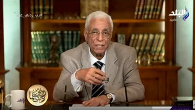 أستاذ بقصر العيني يحذر: التدخين يؤدي إلى نقص الأكسجين وارتفاع كرات الدم الحمراء