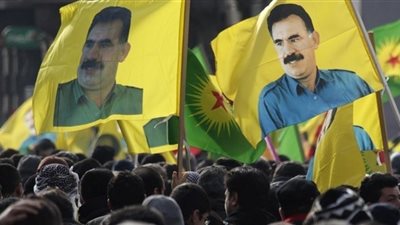 آلاف المعتقلين الأكراد في تركيا ينهون إضراباً عن الطعام استجابةً لأوجلان