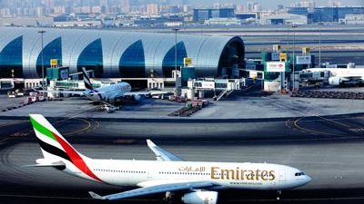 مطارات الإمارات تستقبل 129 مليون مسافر خلال العام الماضي