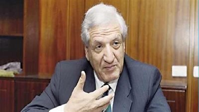 فخري الفقي من صندوق النقد الدولي لعضو مجلس إدارة البنك المركزي المصري (السيرة الذاتية)