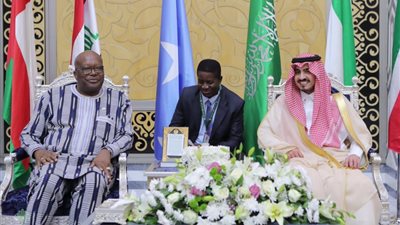 رئيس بوركينافاسو يصل جدة