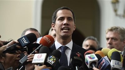 جوايدو يجدد دعوته لمادورو للتنحي