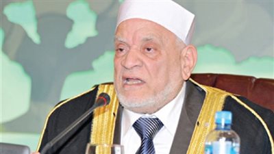 أحمد عمر هاشم: الزوجة الصالحة أفضل ثمرة للرجل بعد تقوى الله