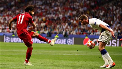 بعد الشوق والانتظار.. محمد صلاح يحصد دوري الأبطال ويكسر عقدة النهائيات