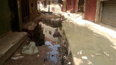مياه الصرف الصحي تغرق منطقة 