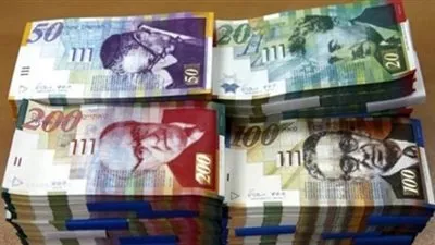 إسرائيل تنوي خصم أموال إضافية من الضرائب الفلسطينية