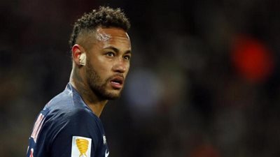 من بينهم نجم عربي .. 6 لاعبين سبقوا 