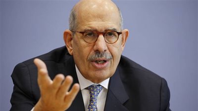 انقسامات بالحركة المدنية بسبب تدوينة مثيرة لمدحت الزاهد بشأن البرادعي