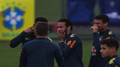 الشرطة تفاجئ نيمار في مران البرازيل