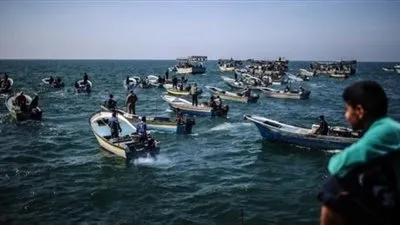 إسرائيل توسع مساحة الصيد البحري في غزة