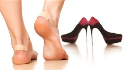 نصائح هامة وفعالة تخلصك من بثور القدم.. تعرفي عليها