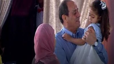 أستاذ علم اجتماع: احتفال الرئيس مع أبناء الشهداء بالعيد رسالة لكل مقاتل 