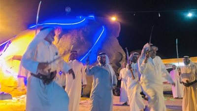 الباحة.. العرضة حاضرة في احتفالات أهالي جبل شدا الأسفل بالعيد