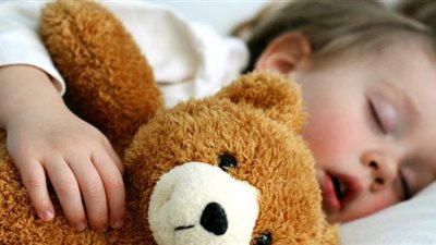 شخير طفلك بصوت عال دليل على اصابتة بهذا المرض