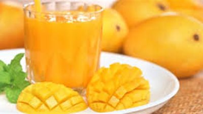 طريقة تحضير عصير المانجو (فيديو)