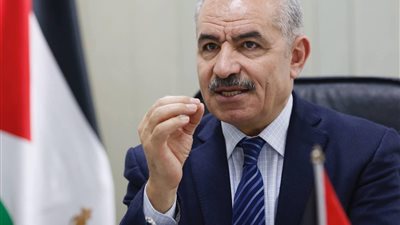 اشتية يحذر من انهيار السلطة الفلسطينية