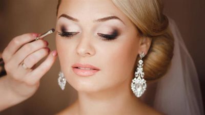 للعروس.. أفضل علاج لانتفاخ العينين قبل الزفاف