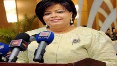 باحثة في الملف الإيراني تتنبأ بخيانة قطر عام 2013