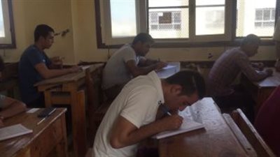 محافظ قنا: توفير الاجواء المناسبة للطلاب في لجان الثانوية وتنسيق مشترك مع كافة الجهات