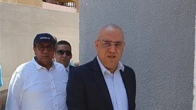  وزير الإسكان يقوم بزيارة مفاجئة لمتابعة الموقف التنفيذى للمشروعات بمدينتى 6 أكتوبر وأكتوبر الجديدة