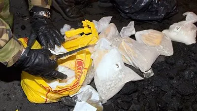 بعد ارتكابه خطأ فادح.. الشرطة البريطانية تسخر من مهرب مخدرات 