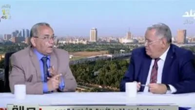 خلاف على الهواء بسبب حبس الأب حال السفر بابنه دون علم الحاضنة (فيديو)