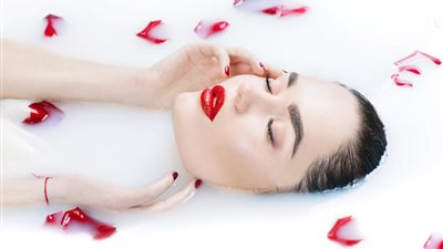 بروتين الشعر.. هكذا تطبقيه في المنزل