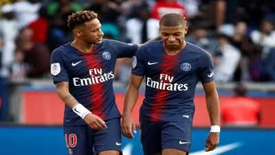 فرنسا تتأهب.. هل ينجح بيريز وزيدان في خطف نيمار ومبابي؟