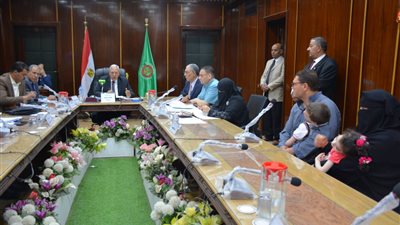 شاروبيم: لجنة من الإدارة الهندسية للمعاينة على الطبيعة  ولجنة من مجلس مدينة أجا والبيئة والقوى العاملة